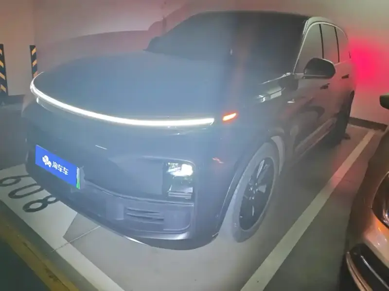 Li Auto Li L8, 2022