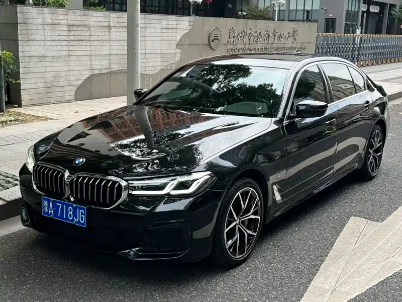 BMW 5 Series, 2022