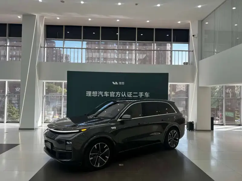 Li Auto Li L7, 2025