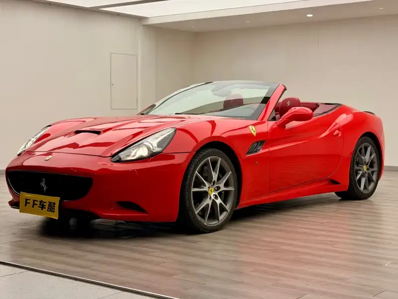 Ferrari California T, 2010