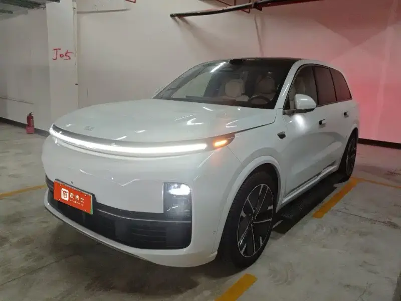 Li Auto Li L9, 2025