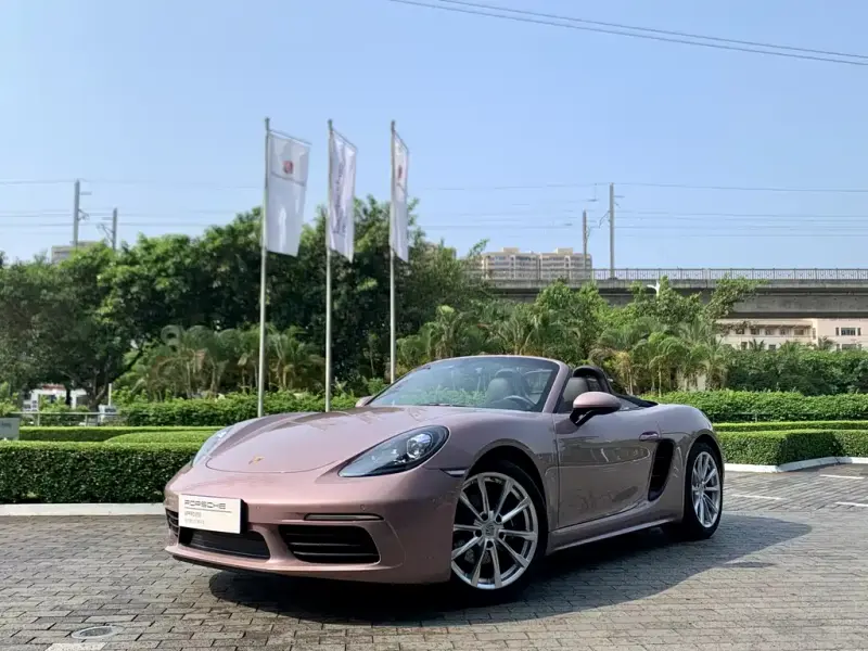 Porsche 718, 2022
