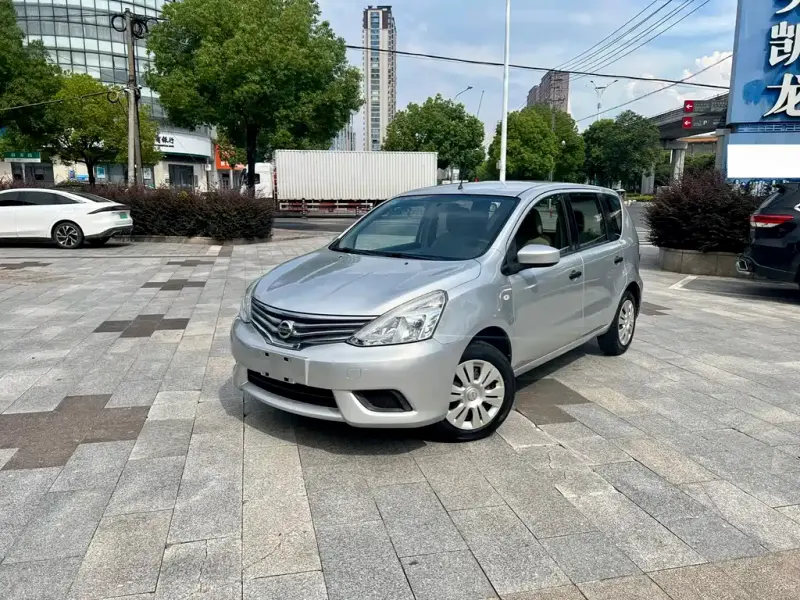 Nissan Livina, 2017