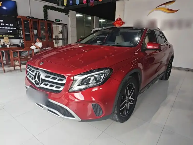 Mercedes-Benz GLA, 2017