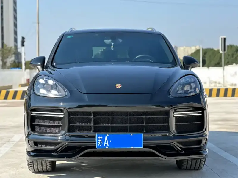Porsche Cayenne, 2013