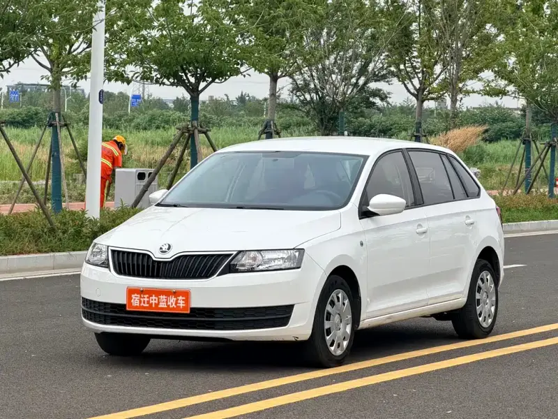 Skoda Rapid Spaceback, 2016