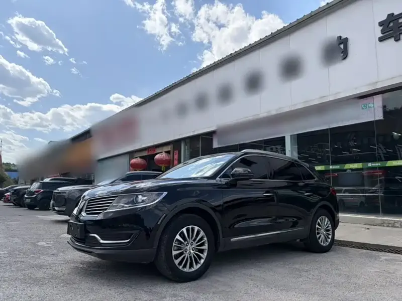 Lincoln MKX, 2018