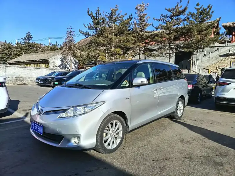 Toyota Previa, 2010
