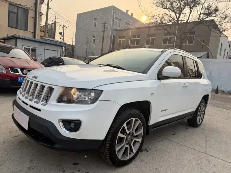 Jeep Compass (Import), 2015