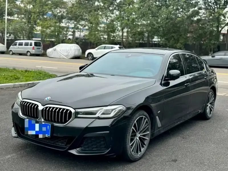 BMW 5 Series, 2022
