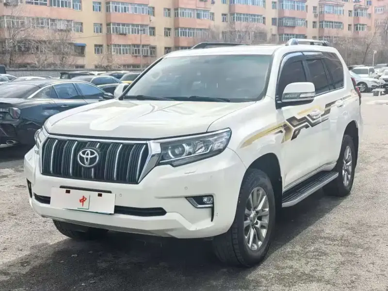 Toyota Prado, 2018 — фото 1