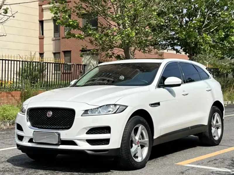 Jaguar F-PACE, 2020