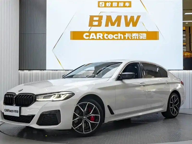 BMW 5 Series, 2022