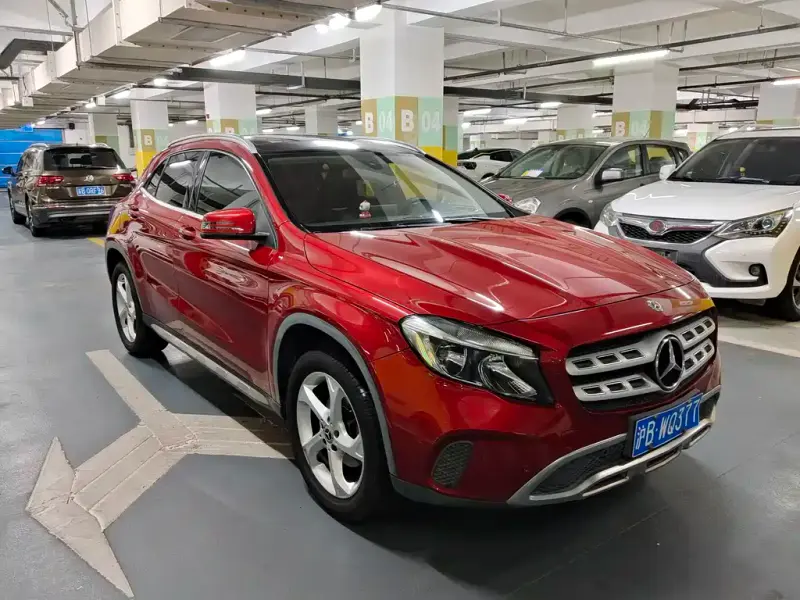 Mercedes-Benz GLA, 2017