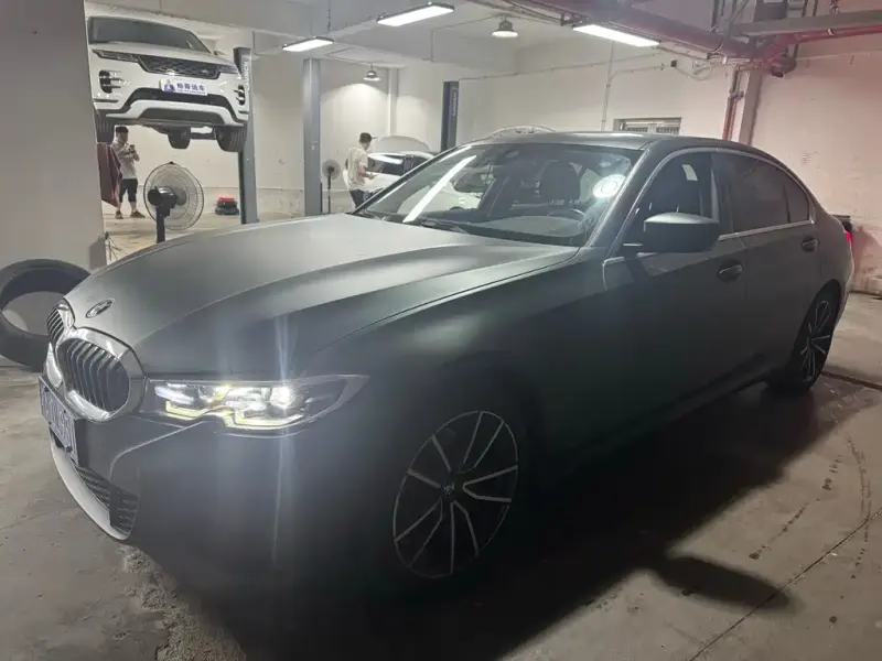 BMW 3 Series, 2022