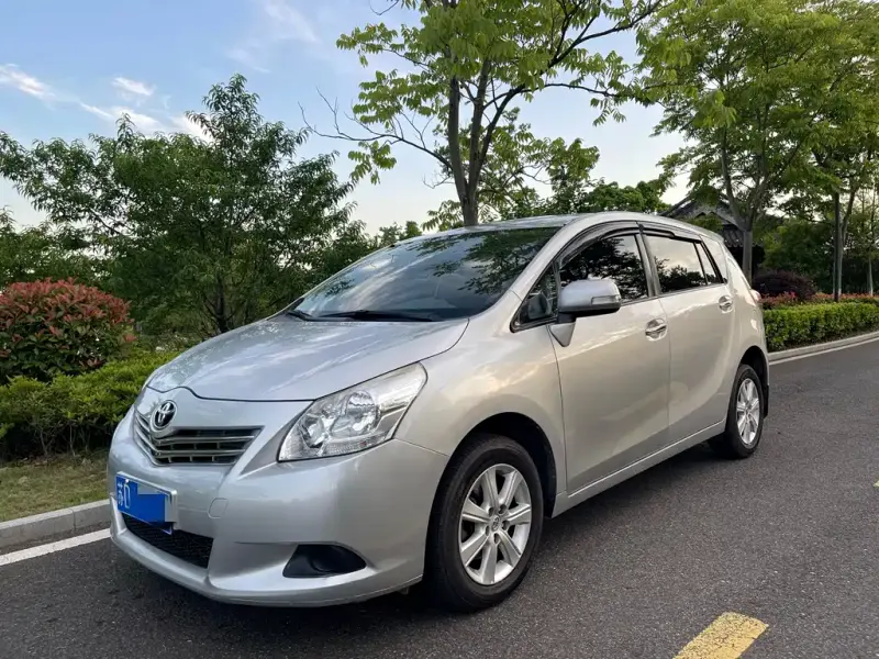 Toyota Verso, 2012