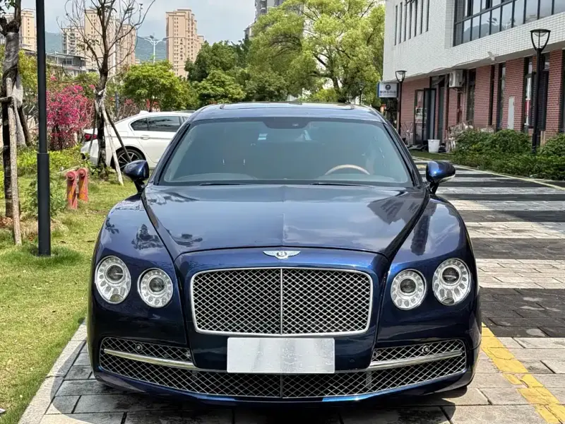 Bentley Flying Spur, 2008