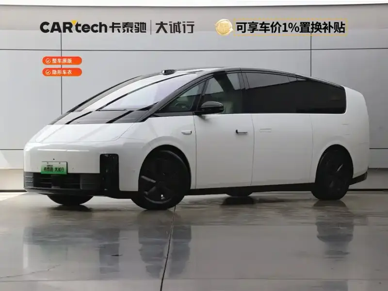 Li Auto Li MEGA, 2025