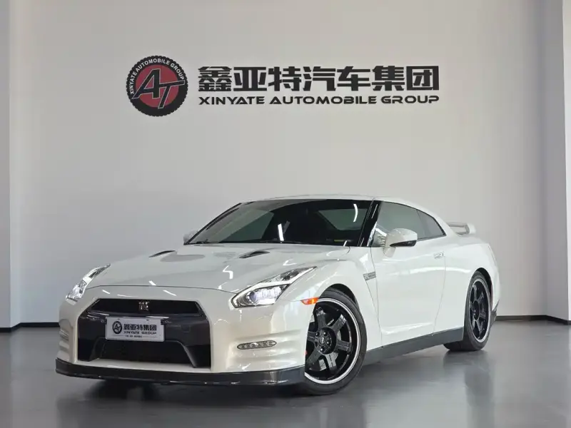 Nissan GT-R, 2012