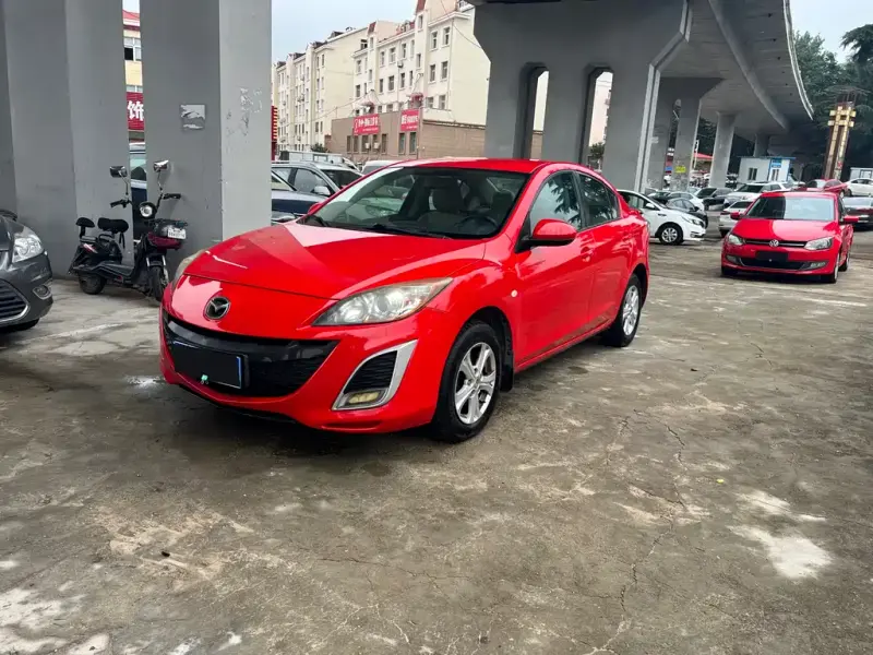 Mazda 3 Xingcheng, 2013