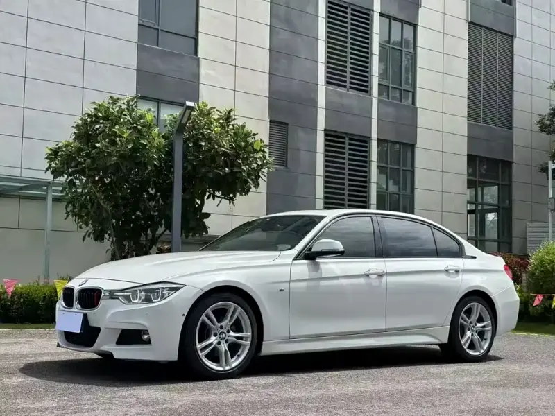 BMW 3 Series, 2019 — фото 1