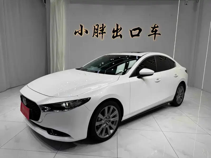 Mazda 3 Axela, 2022