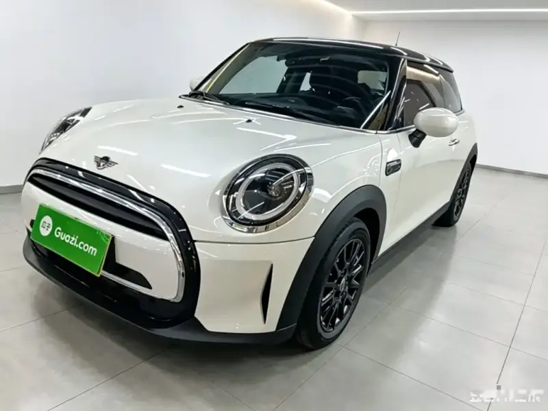 MINI Mini, 2024