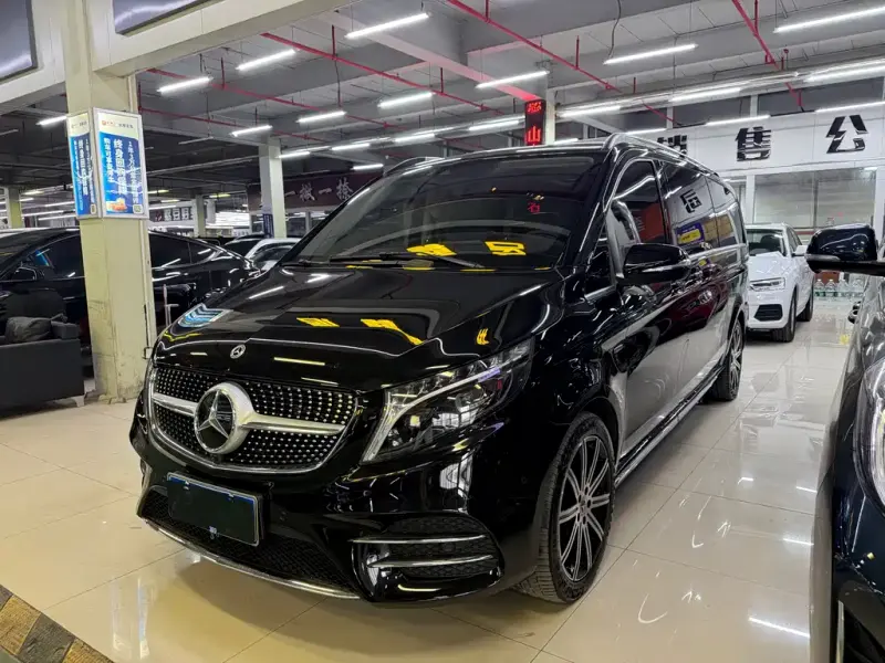 Mercedes-Benz V-Class, 2024