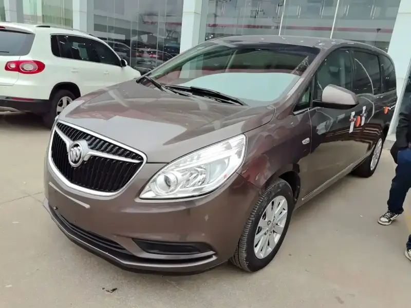 Buick GL8, 2018