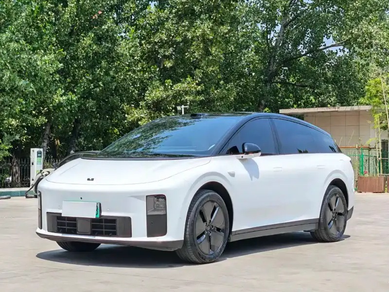 Li Auto i6, 2025