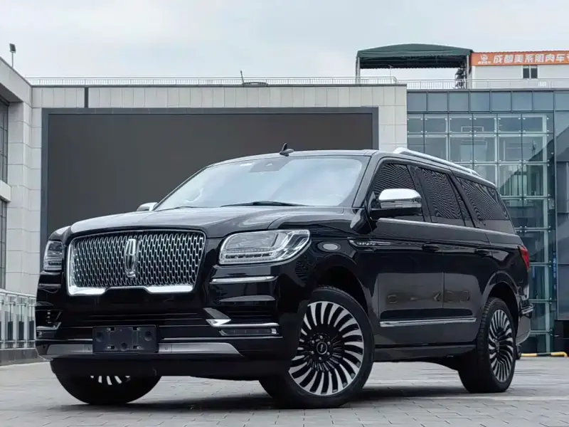 Lincoln Navigator, 2021