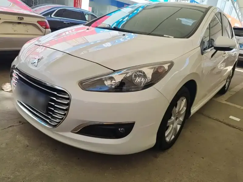 Peugeot 308, 2015