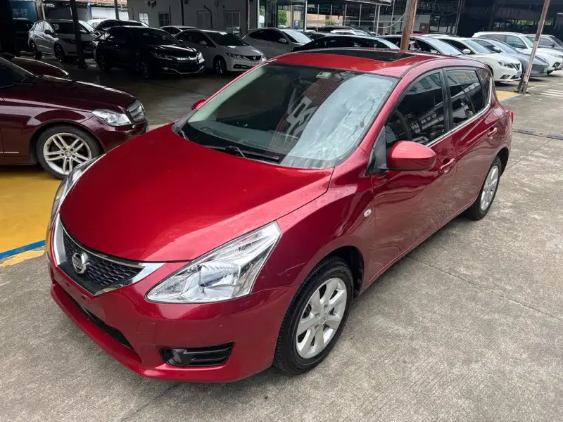 Nissan Tiida, 2015