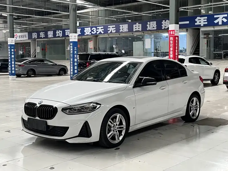 BMW 1 Series, 2021