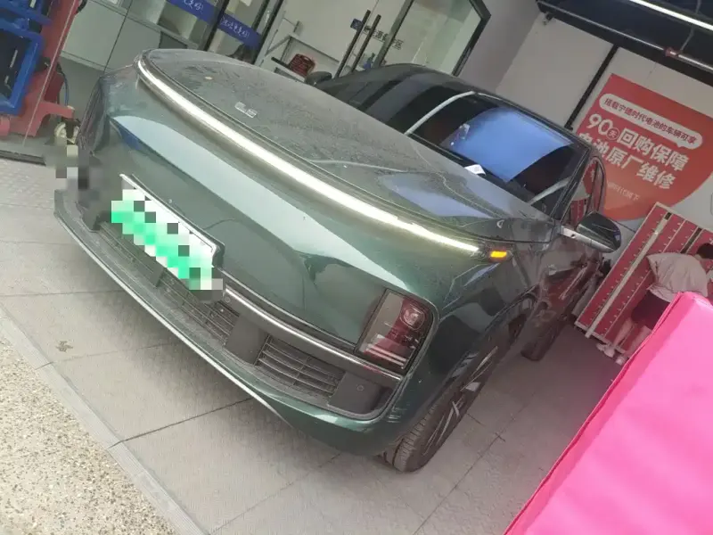 Li Auto Li L8, 2023