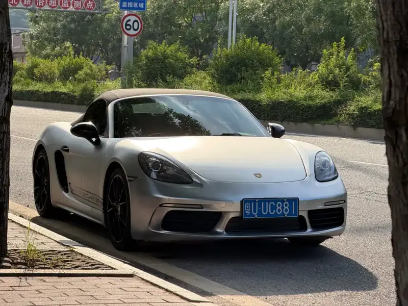 Porsche 718, 2017
