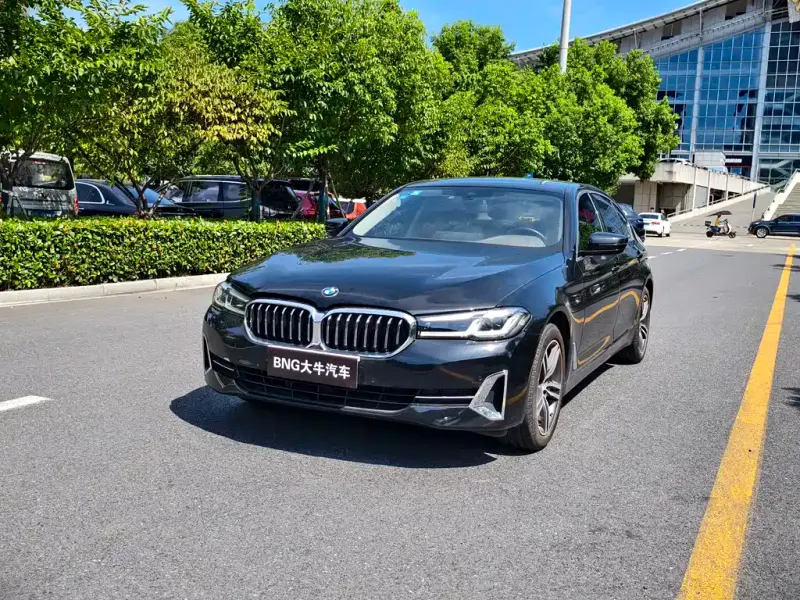 BMW 5 Series, 2022