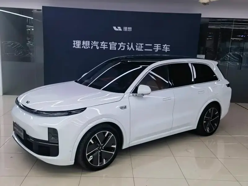 Li Auto Li L8, 2025