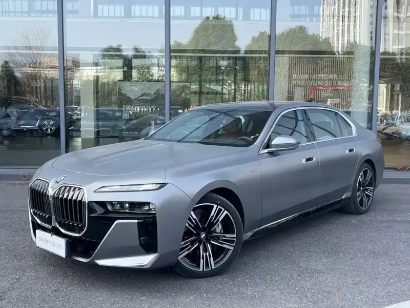 BMW 7 Series, 2025