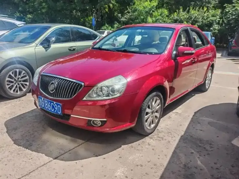Buick Excelle, 2013
