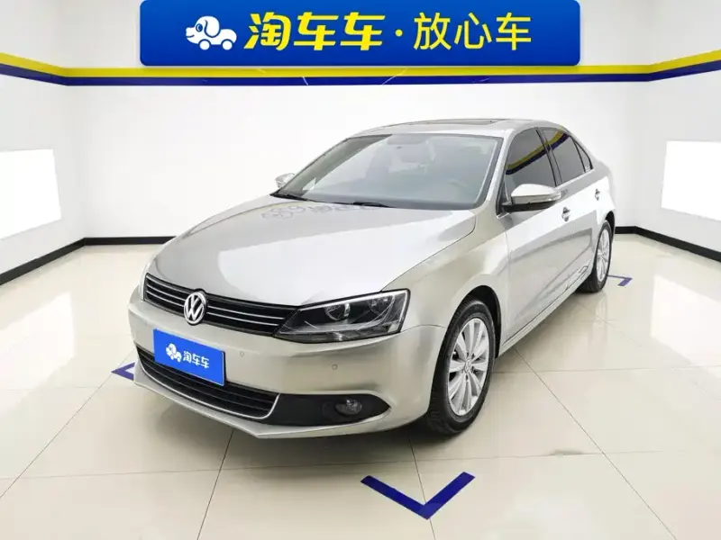 Volkswagen Sagitar, 2013