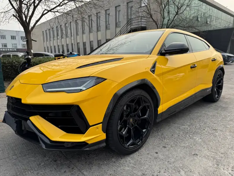 Lamborghini Urus, 2023