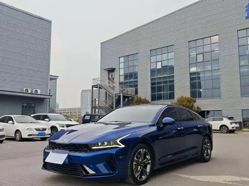 Kia K5, 2021