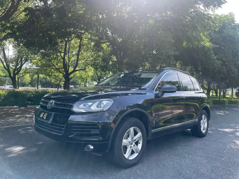 Volkswagen Touareg, 2015