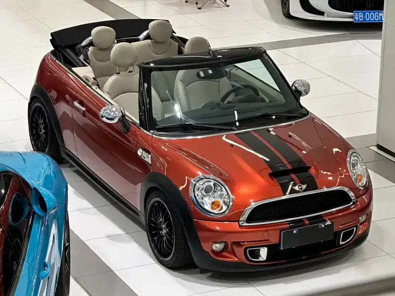MINI Mini, 2012