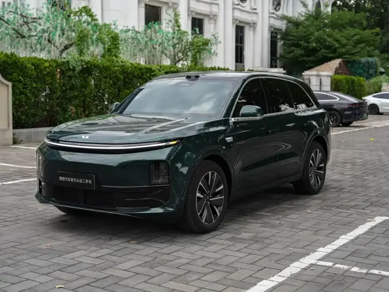 Li Auto Li L6, 2025