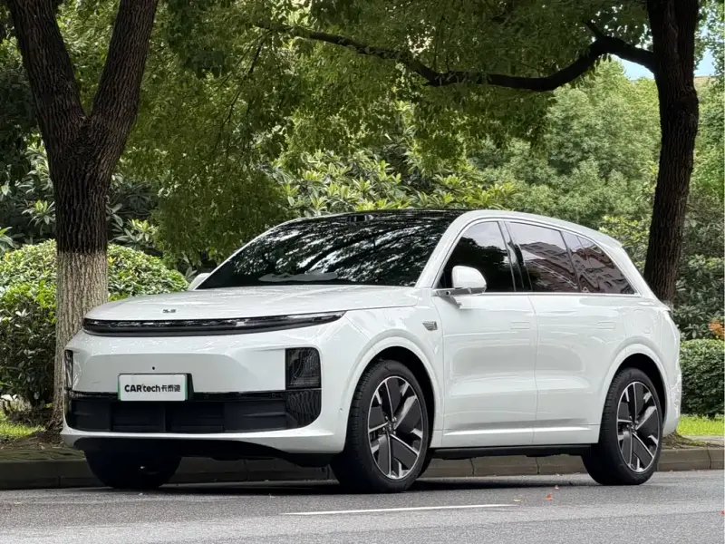 Li Auto Li L6, 2025
