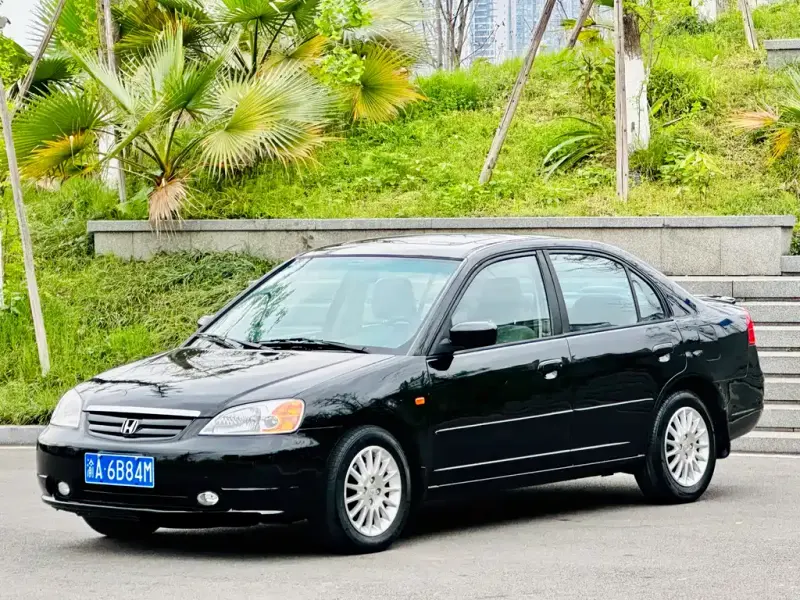Honda Civic, 2004