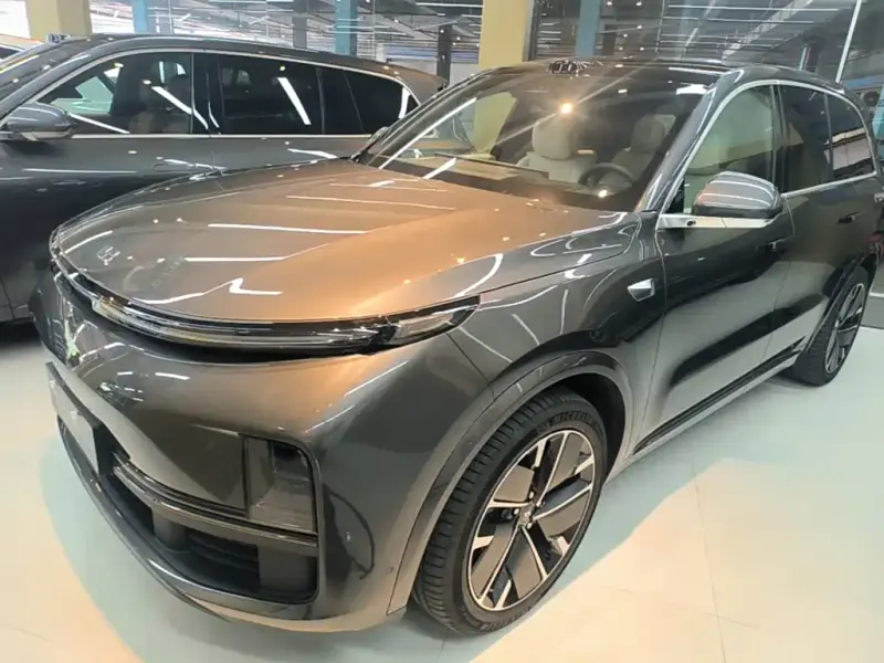 Li Auto Li L8, 2025