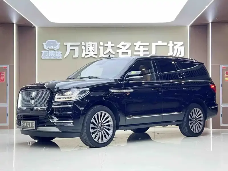 Lincoln Navigator, 2022